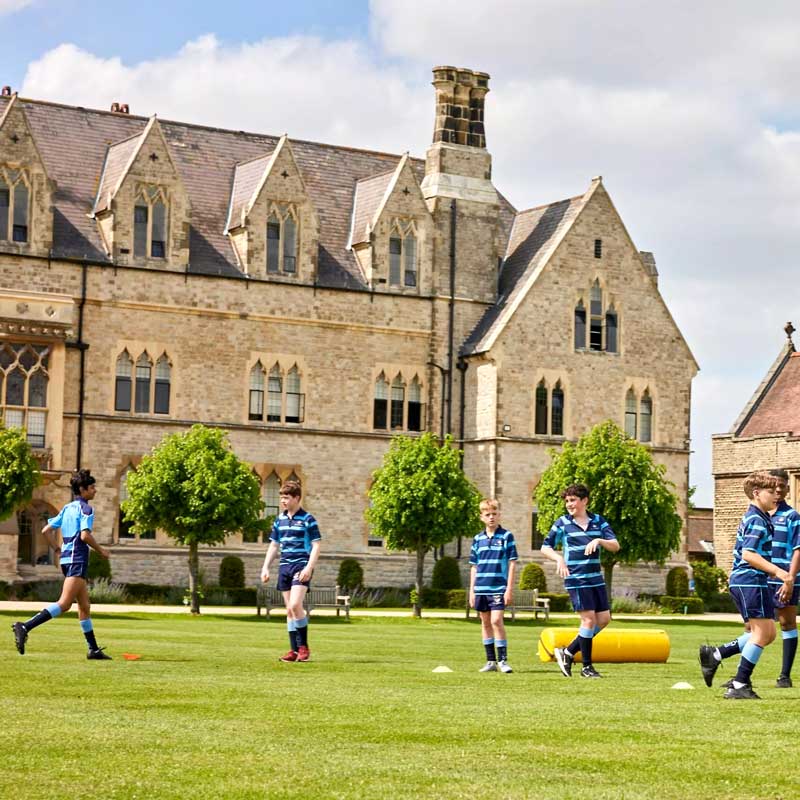 St James Prep Kensington School Holiday Half Term Camps Near Me for Kids in London